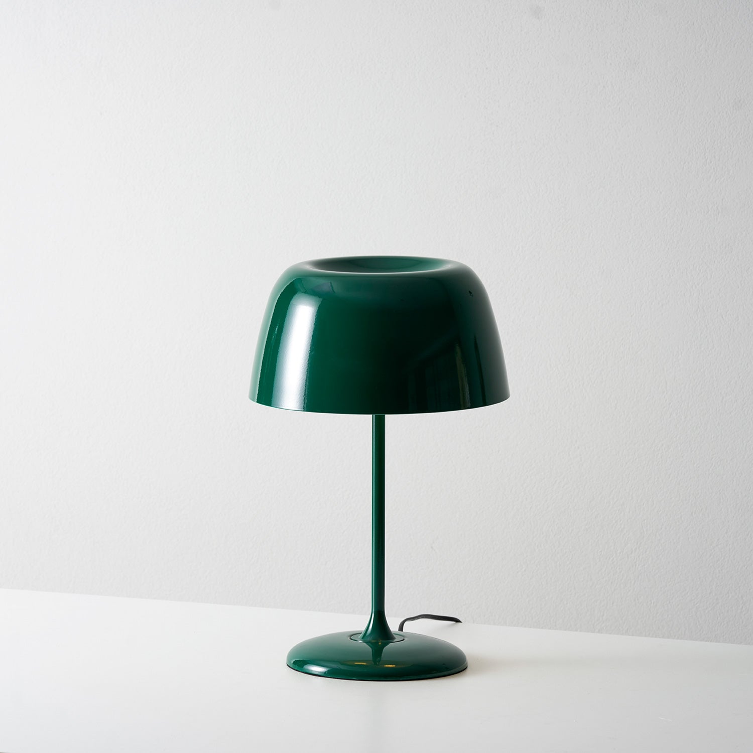 Bittel Sleek Iron Table Lamp