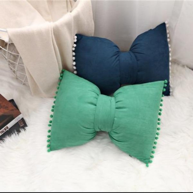Cirelia - Knitted Decorative Pillow as an Ornamental Accent