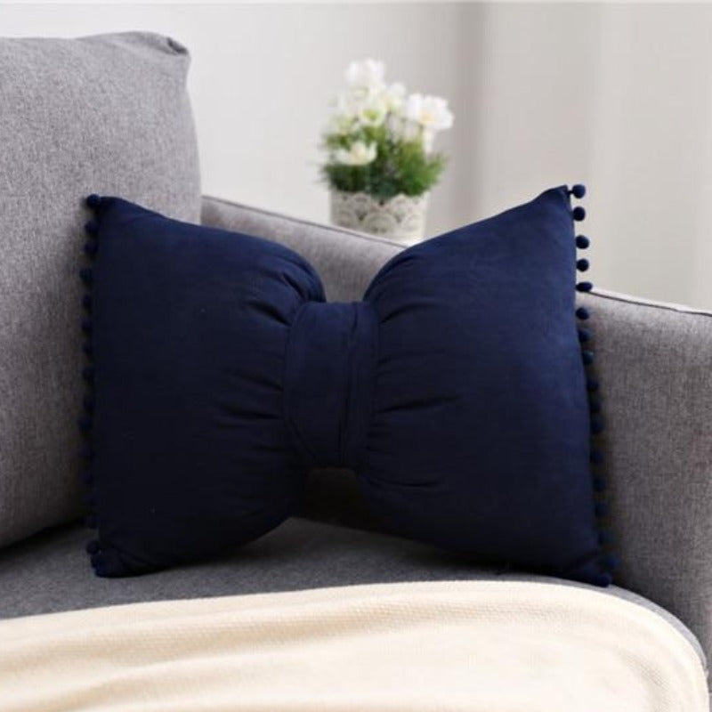 Cirelia - Knitted Decorative Pillow as an Ornamental Accent