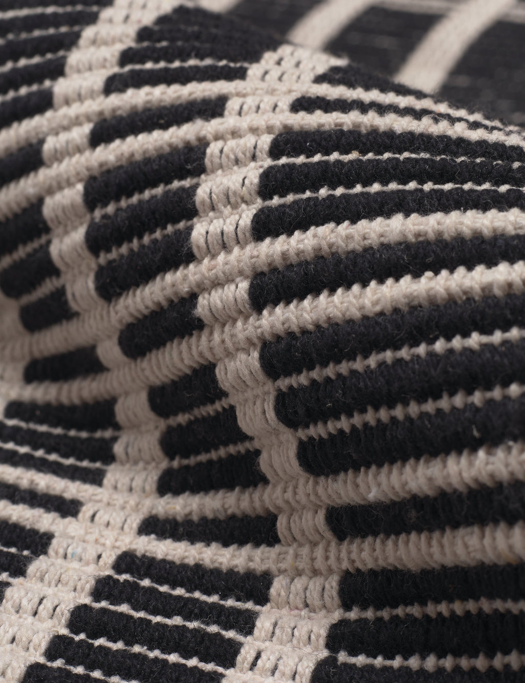 Rika Cozy Mat | 100% Cotton, Checkerboard Design