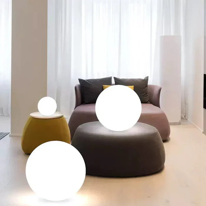 Modern PE Globe Outdoor Garden Light LED Rechargeable