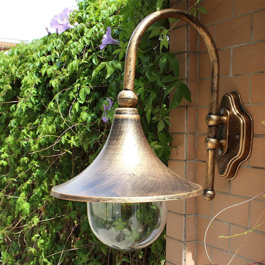 Veloriann – Vintage Metal Outdoor Wall Lamp