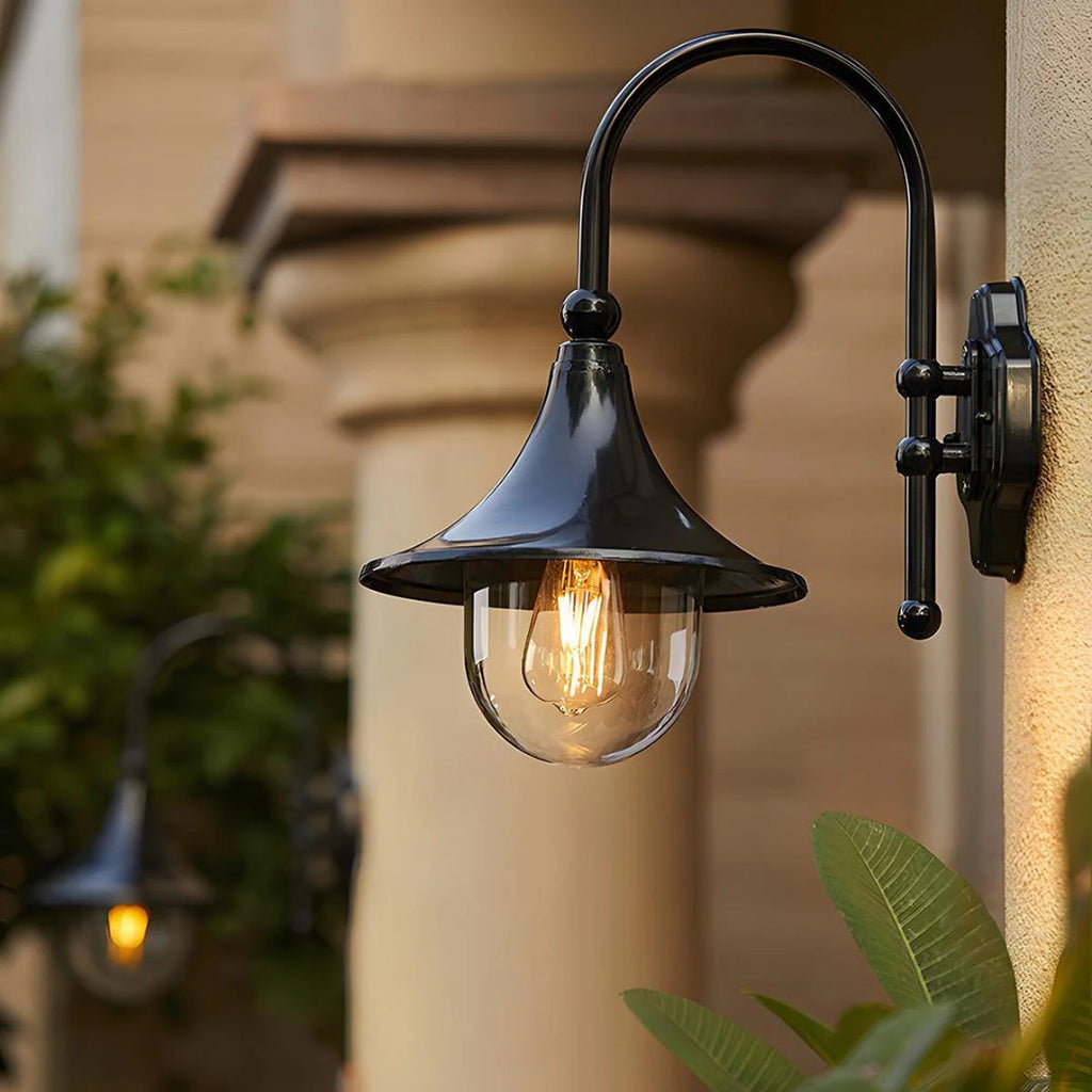 Veloriann – Vintage Metal Outdoor Wall Lamp